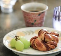 シナモンロールとコーヒの会